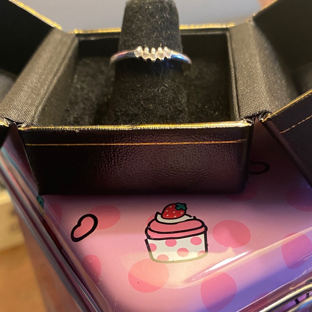 🩷Elegant Silver Plated Women's Ring.